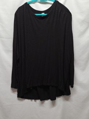 Old Navy Luxe Black Long Sleeve Crewneck Tee Boho Whimsigoth Granola